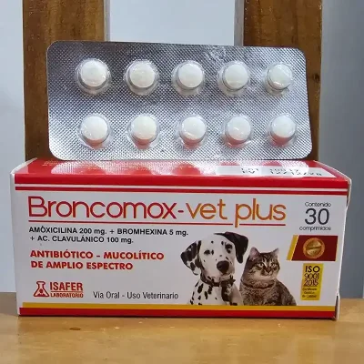 AMOXICILINA, BROMHEXINA Y ÁCIDO CLAVULÁNICO (BRONCOMOX)
