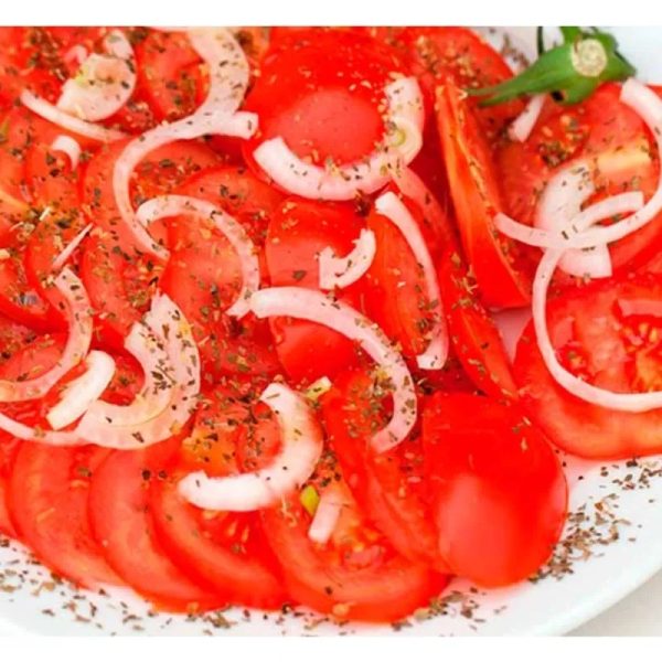 Ensalada de tomate y cebolla