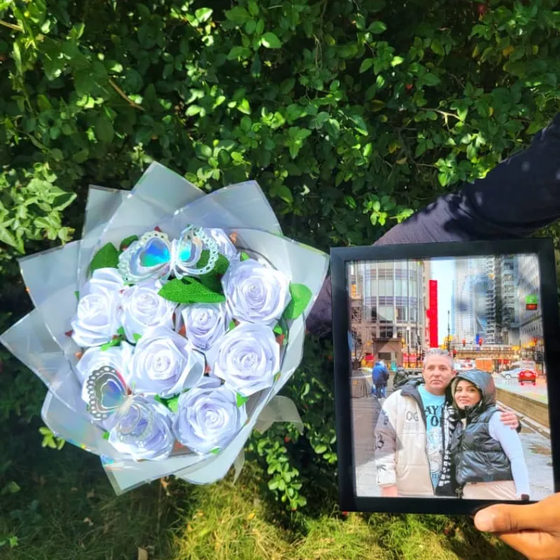 Ramo de Flores + Retrato️