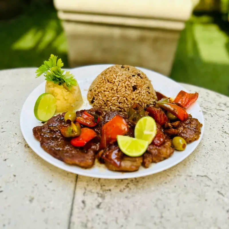 Completa de Cerdo