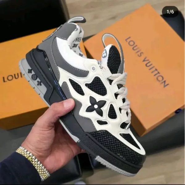 Louis Vuitton Negras Gris y Blancas