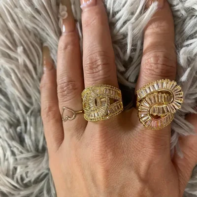 Anillos de oro golfi