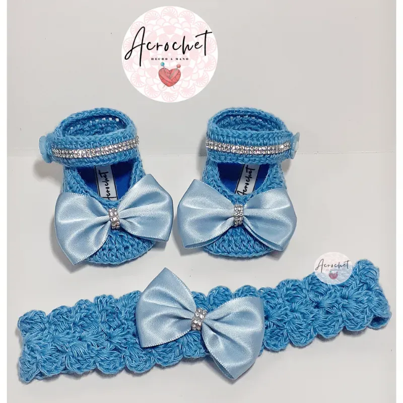 Conjunto de zapaticos con diadema