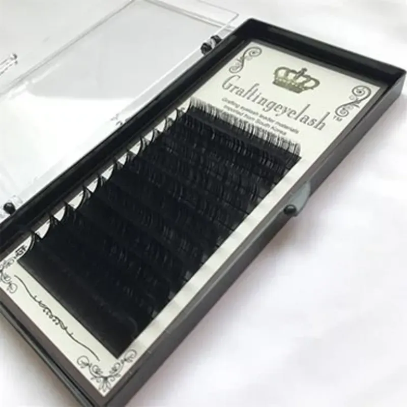 Pestañas pelo a pelo