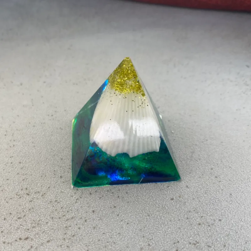 Pirámide azul+verde