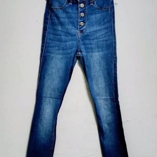 Pantalón de mezclilla