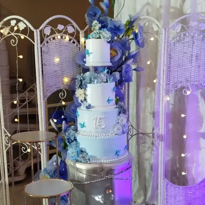 Cake 4 pisos Quinceañera