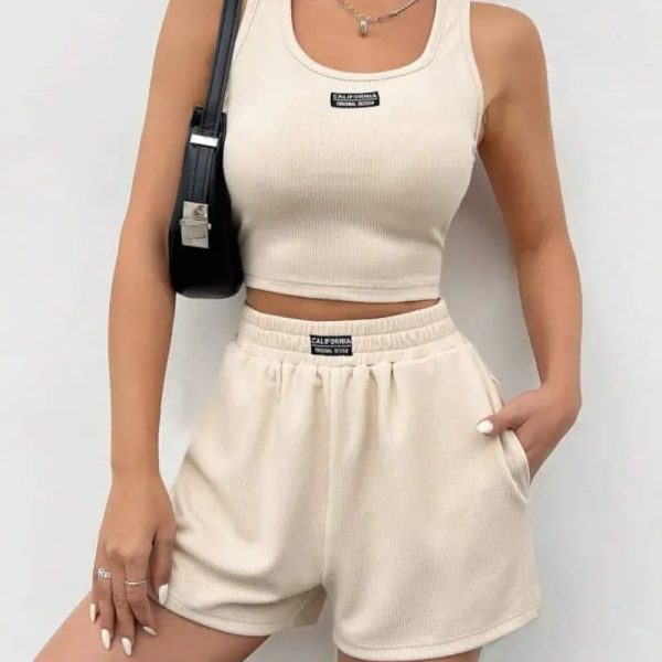 Conjunto beige