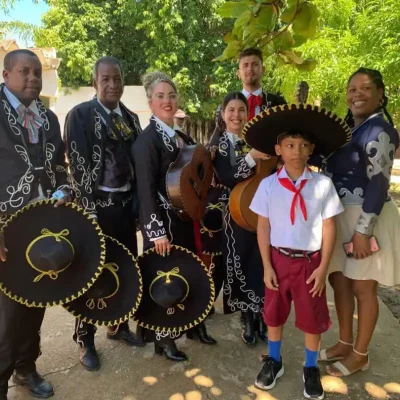 REGALO SORPRESA MARIACHIS