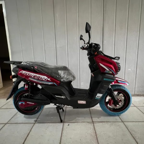 *MOTO ELÉCTRICA MARCA MISHOZUKI BÚHO TRANSFORMER 70AH*