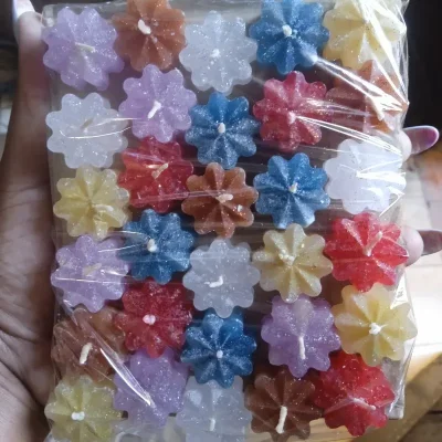 Paquete de 30 velitas pequeñas de flores