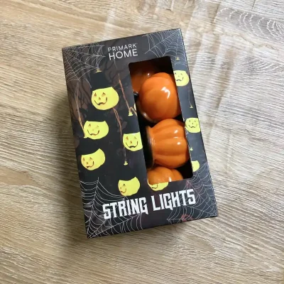 Guirnalda de luces con calabacitas