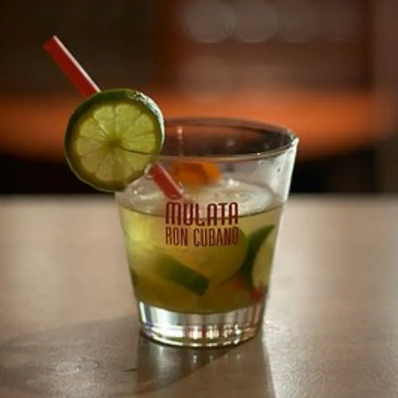 Cóctel Caipirissima