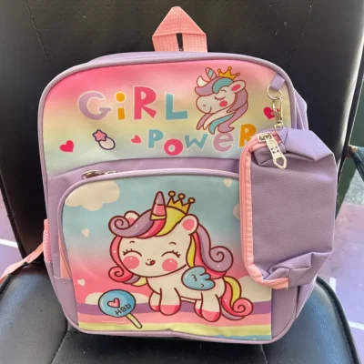 Mochila de niña con cartuchera