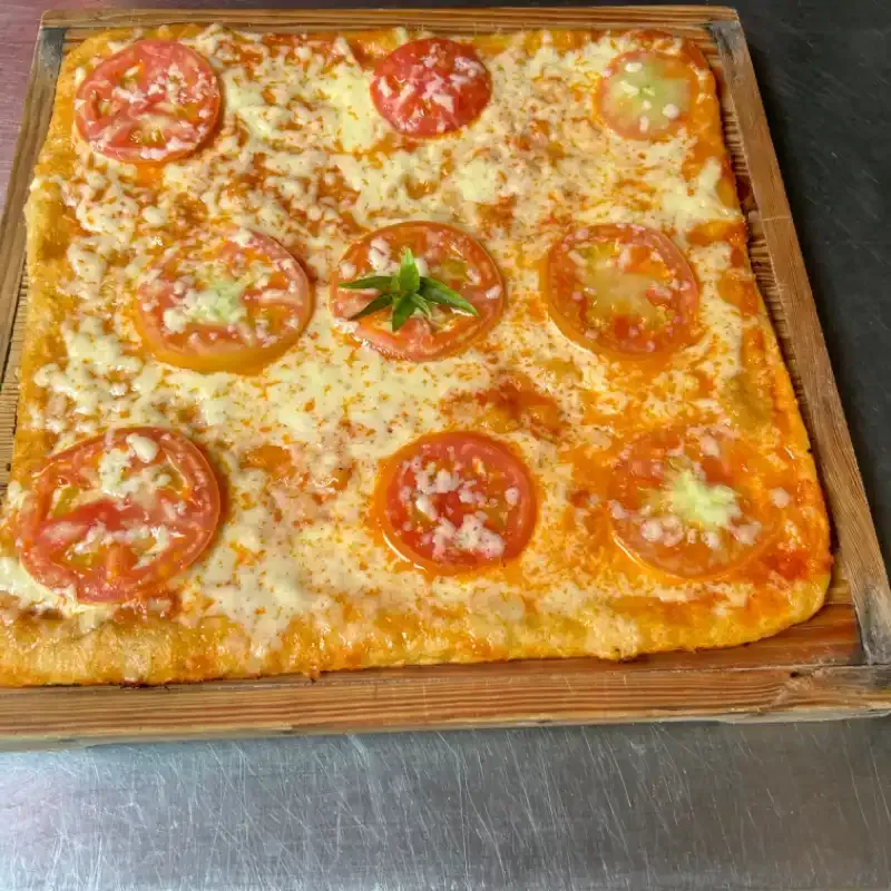 Pizza Margarita c/ Queso Blanco