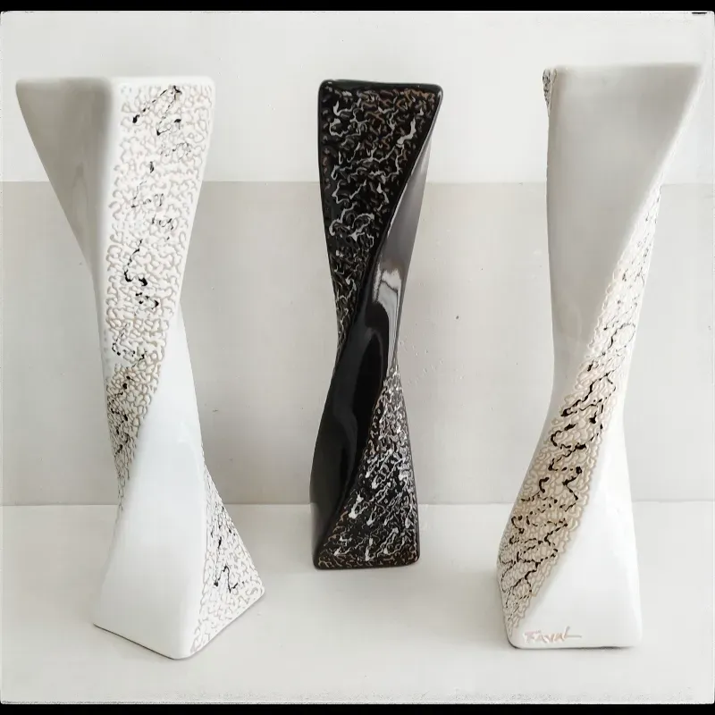 Bucaro Torcido( unidad)