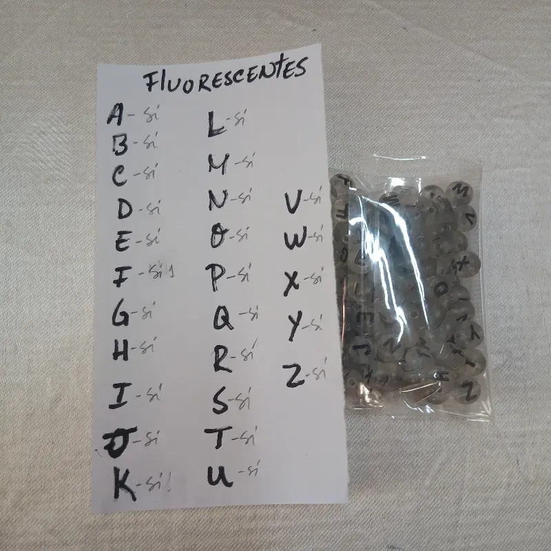 VOCALES - Sueltas fluorescentes letra negra