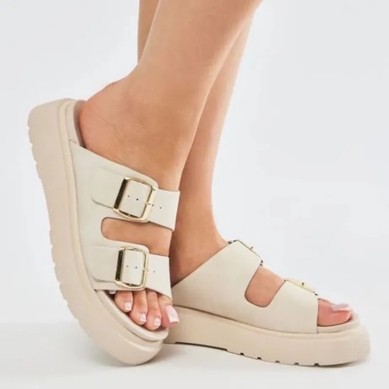 Sandalias prácticas