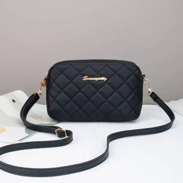Cartera negra cuadros (ID 55)