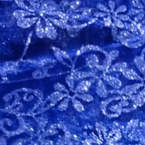 Organza azul adornada flor plateada
