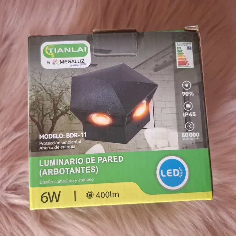 Lámpara arbotante 6W modelo pentágono