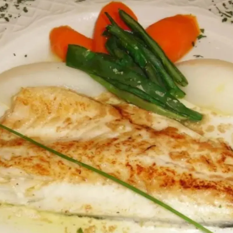 Filete de pescado grillé