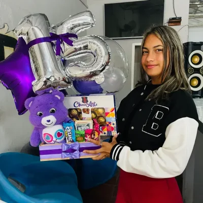 Clientes felices con sus entregas 