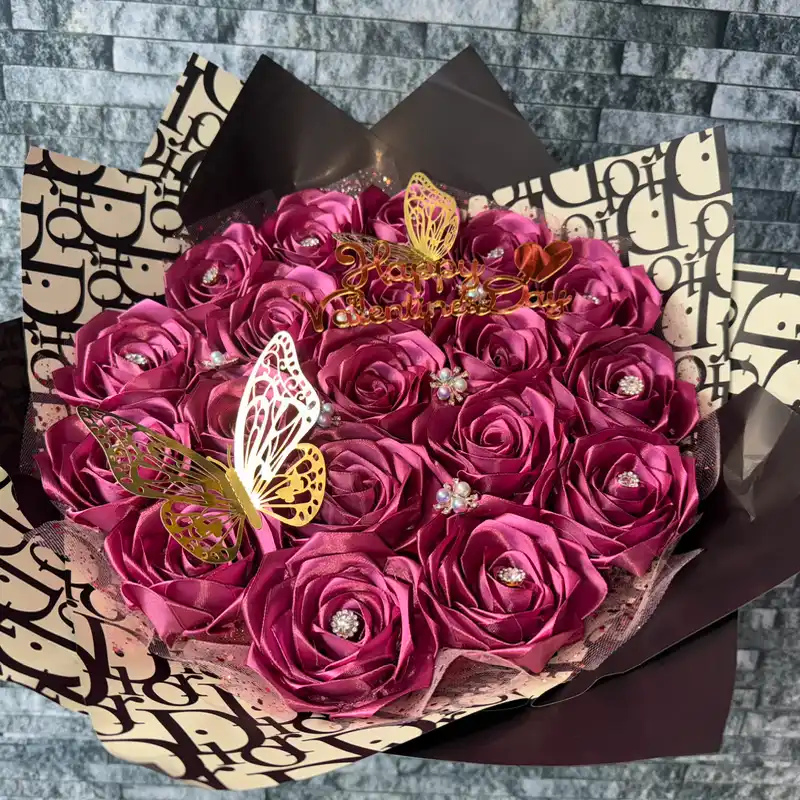 Ramo Buchón rosado Dior