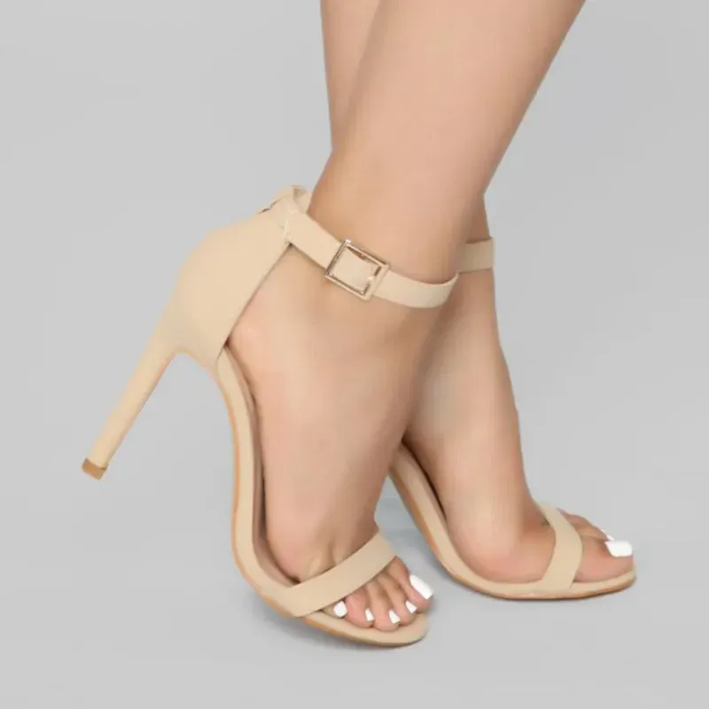 Tacones beige
