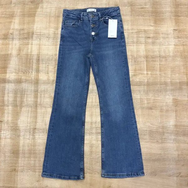 Jeans Flare Mango de mezclilla