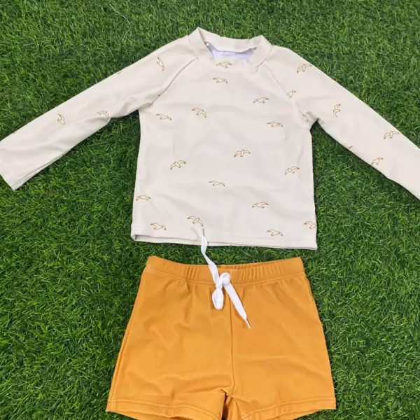 Traje de baño de niño
