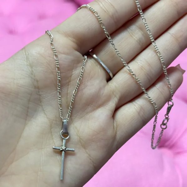 Cadena dije crucifijo