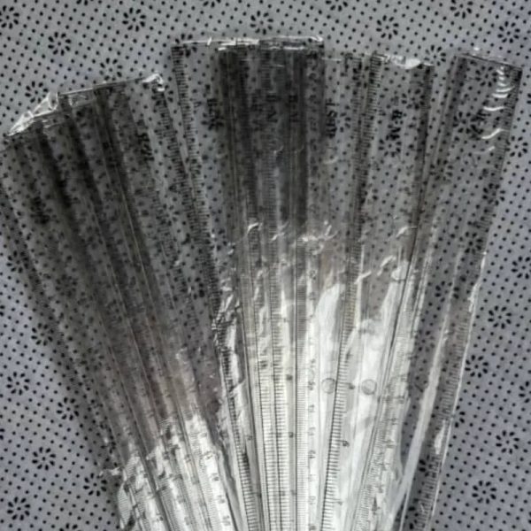 Regla 30 cm