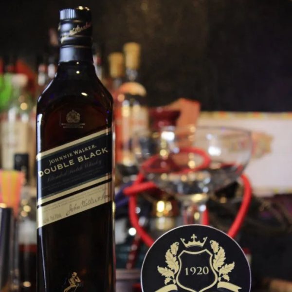 Johnnie Walker Doble Black
