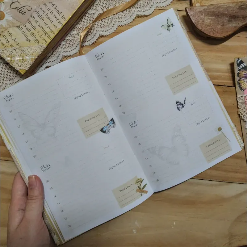 Planner vintage de mariposas