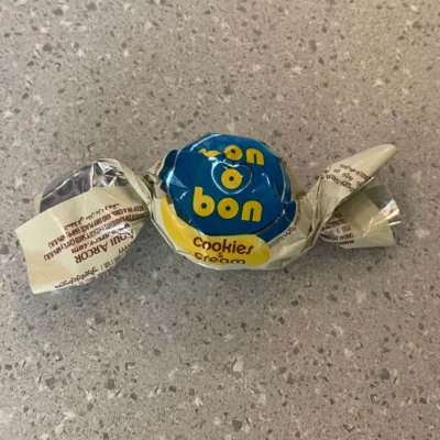 Bon Bon cookies cream