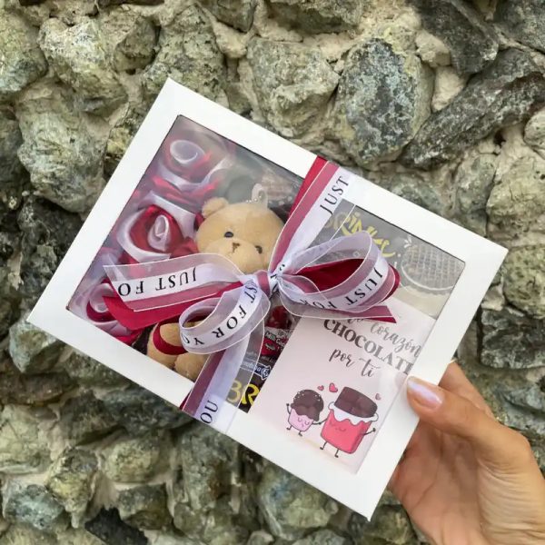 Caja chuche con rosas