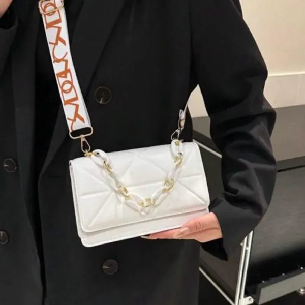 Cartera blanca
