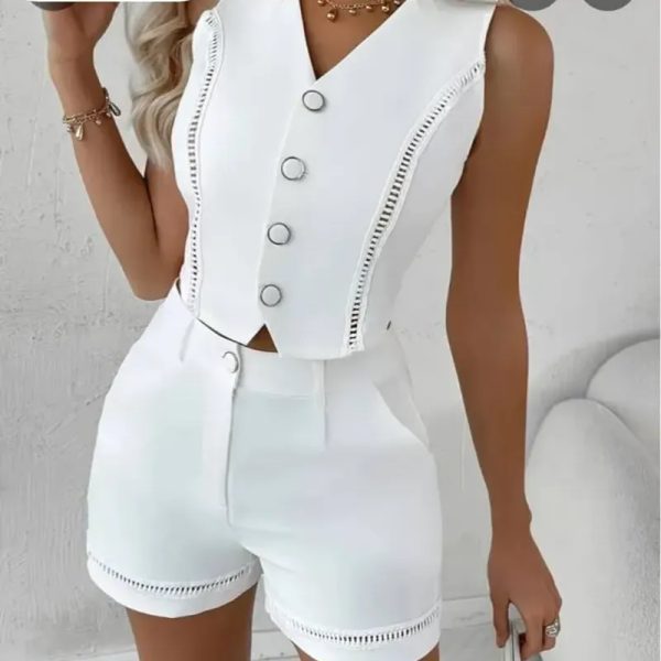 Conjunto de short y chaleco blanco