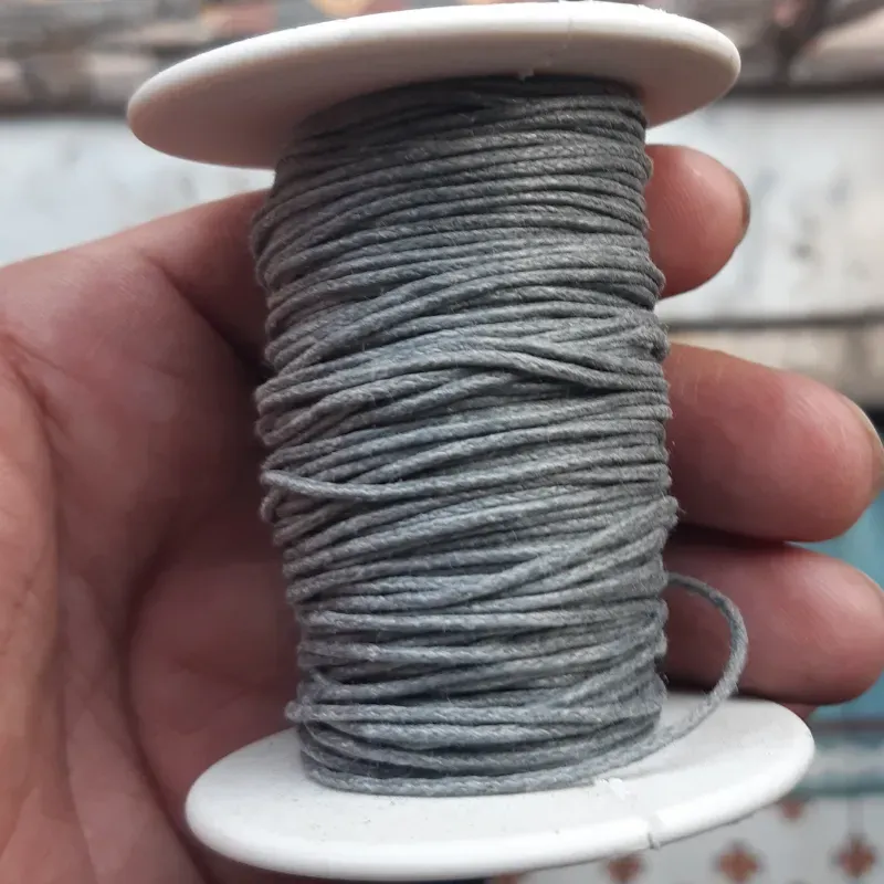 CORDONCILLO ENCERADO 1 MM 1 METRO