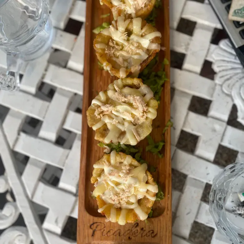 TOSTONES RELLENOS DE ATUN