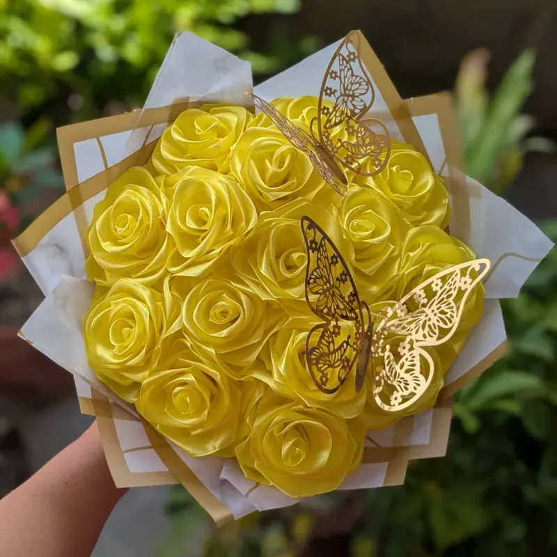 Ramos de 15 rosas eternas