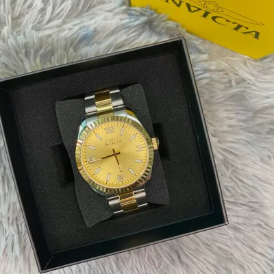 Invicta Specialty 43 mm.