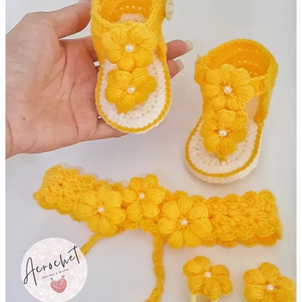 Conjunto de zapaticos con diadema