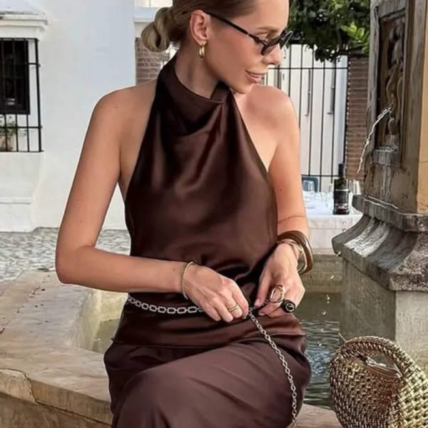 Blusa de satén marrón