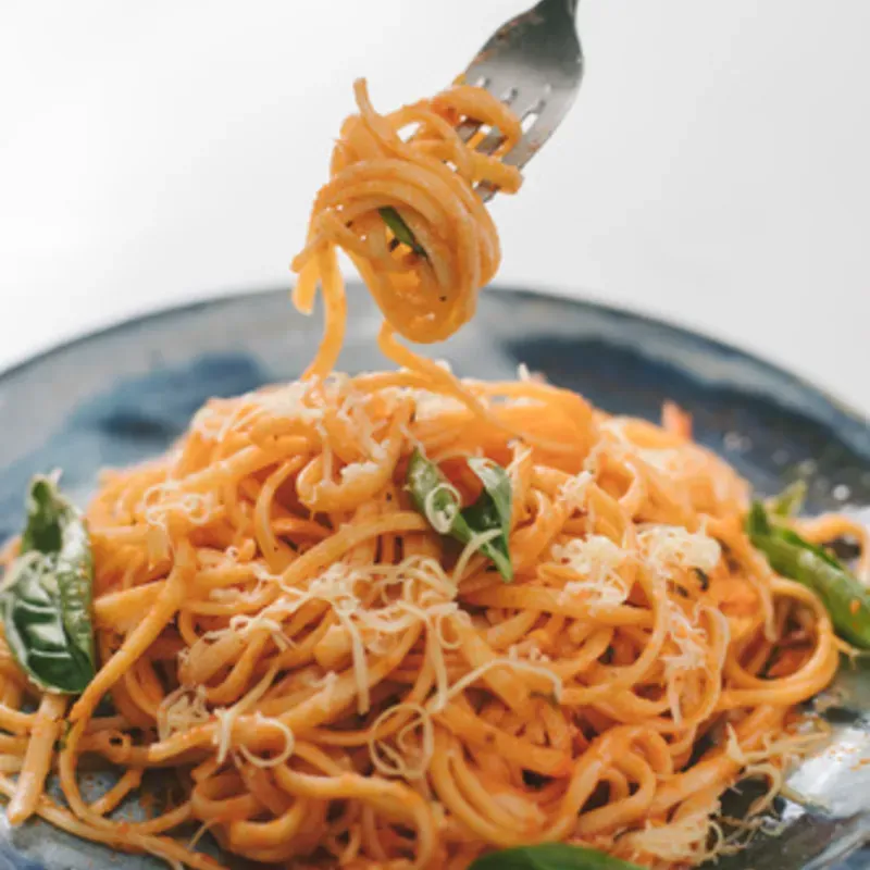 Espaguetis a la Margarita c/ Queso Gouda