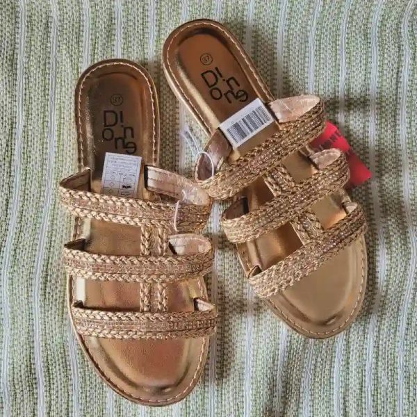 Sandalias
