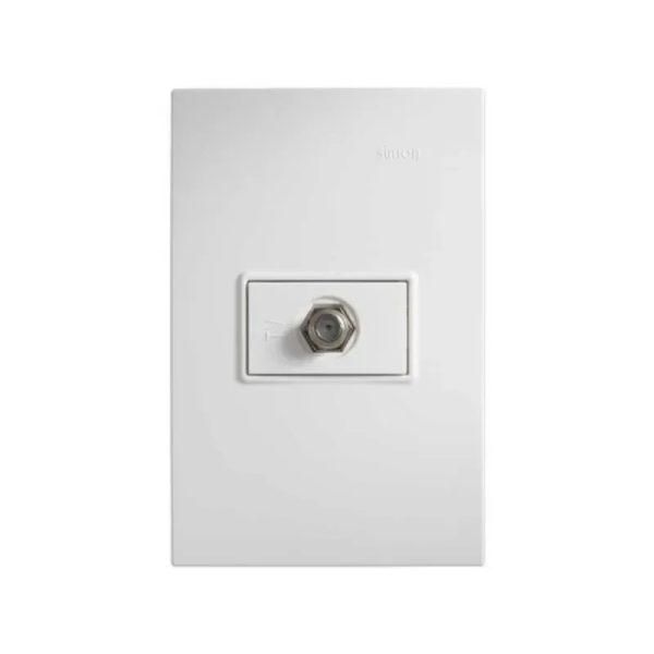 Toma coaxial TV, con placa color blanco. Referencia: 23476-90.   1710000014