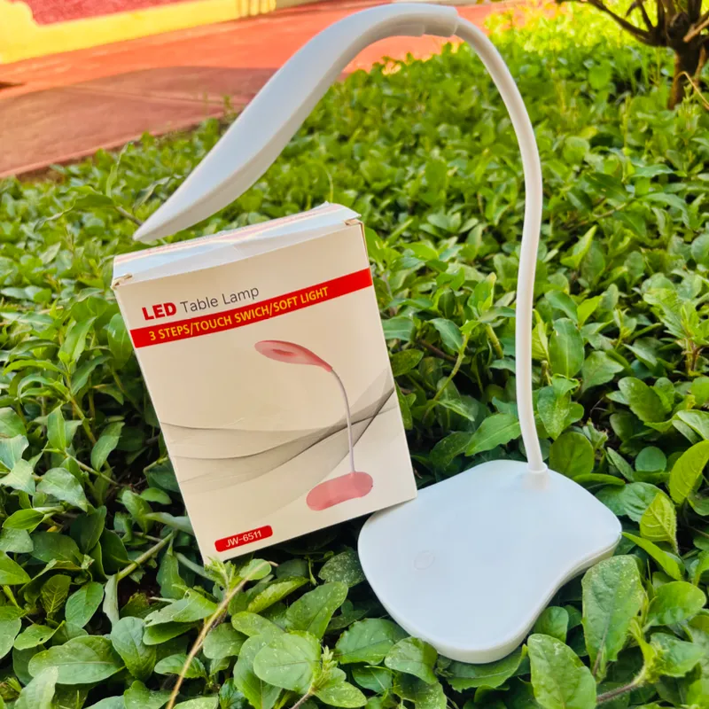 Lámpara de escritorio recargable