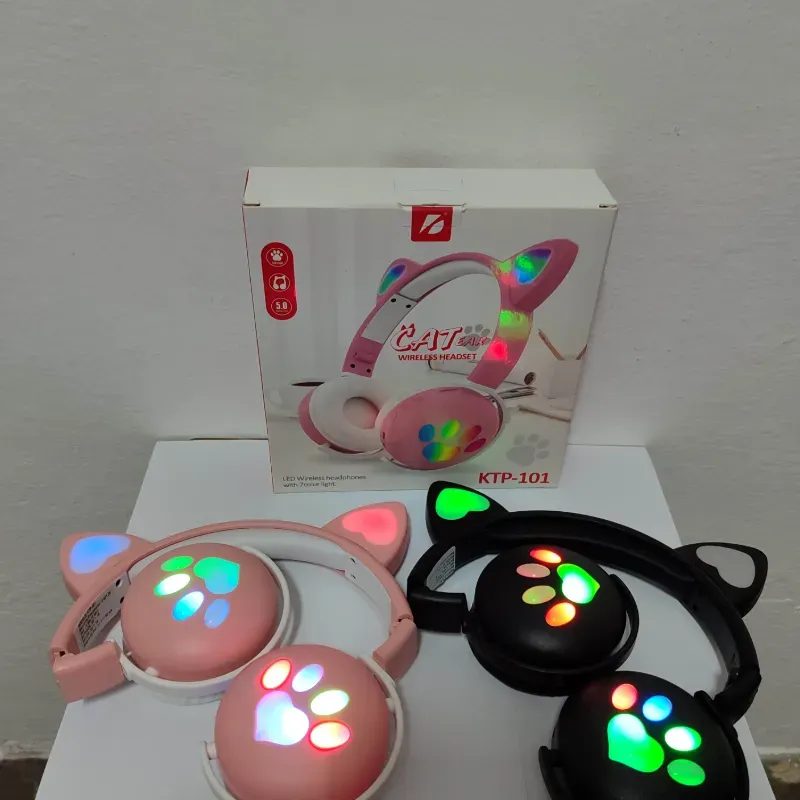 Audifonos de casco con orejas de Gato